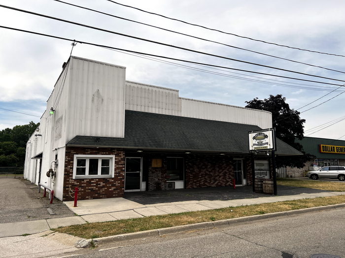 Gale Theatre - July 4 2022 Photo (newer photo)